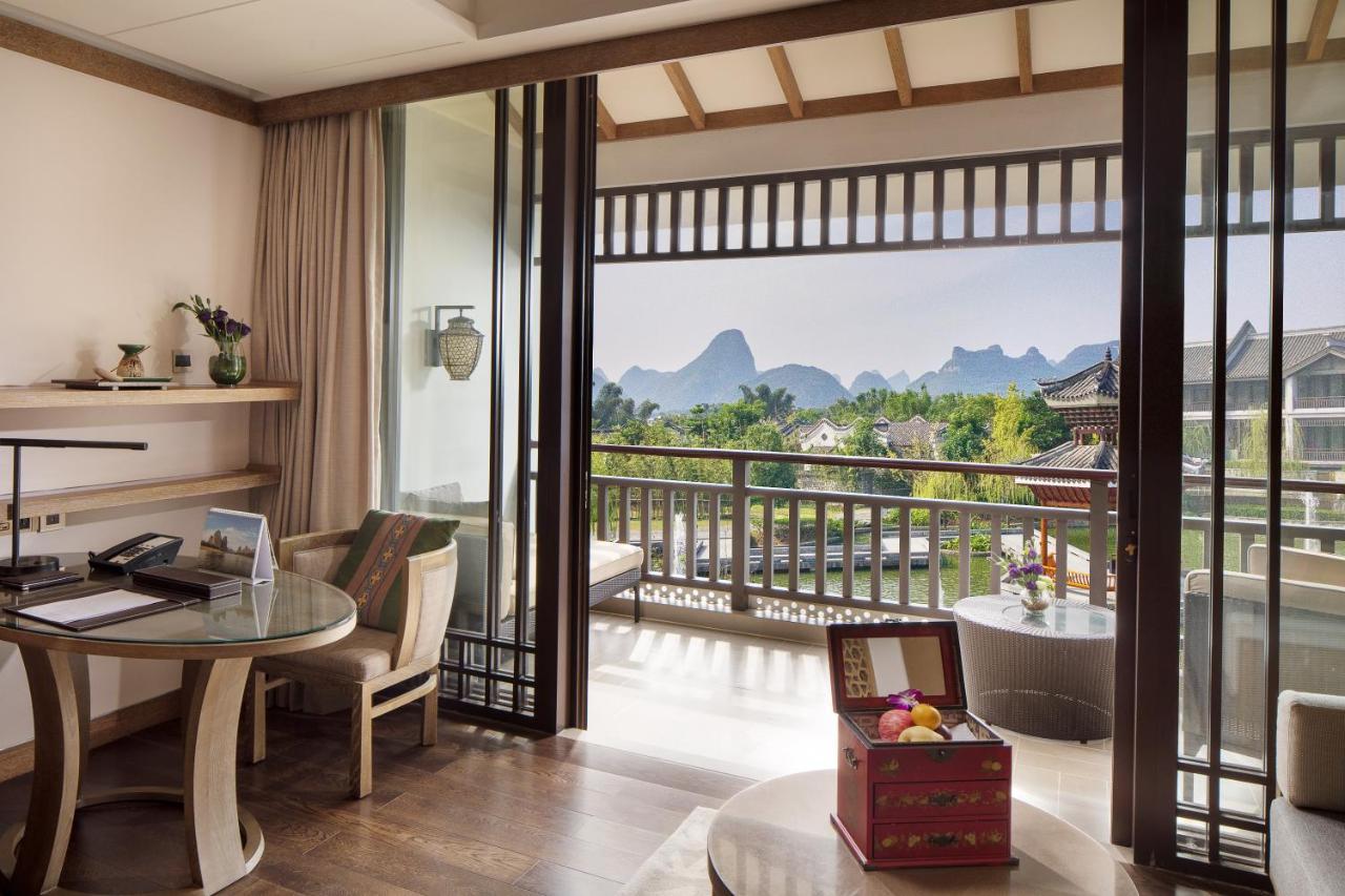 Banyan Tree Yangshuo Hotel Exterior photo